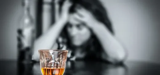 Addiction à l’alcool Causes Symptômes Traitement Naturel